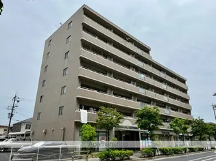 滋賀県栗東市綣1丁目【マンション】の外観