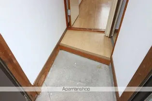 第5ロイヤルマンション【202号室】の玄関