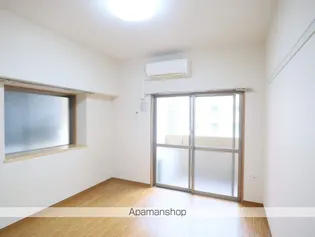 タウンライフ千種【603号室】の居間