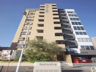 ラ・クール泉【3階】の外観