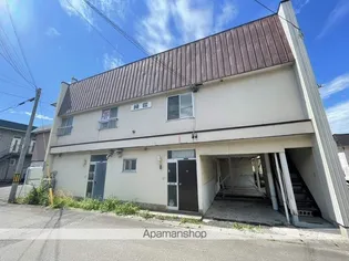 緑荘【2F左号室】の外観