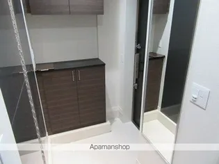 HILLS RESIDENTIAL S12【1階】の玄関