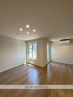 メゾン・ド・初台【301号室】の居間