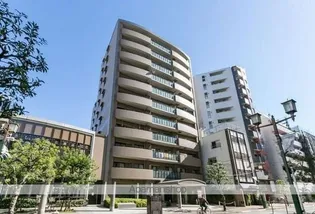 東京都三鷹市下連雀4丁目【マンション】の外観