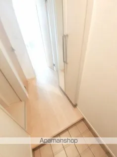 コリーヌ日和が丘【1階】の玄関