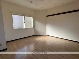 メゾンステイト【2階】の居間