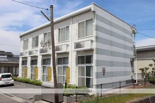 レオパレスアムール田野浦【2階】の外観