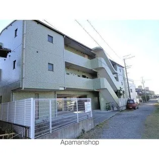 ラ・ウイング青山【2階】の外観