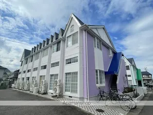 ホワイトキャッスル南小泉ビレジB棟【1階】の外観