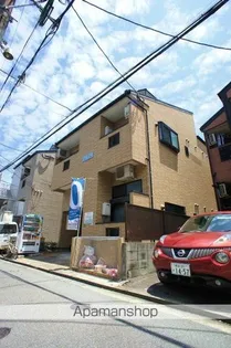 クローバー館【1階】の外観