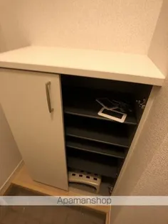 サンケイ西の内【2階】の玄関