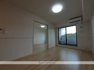 ハンドレッド リヴァー 水野B【2階】の居間