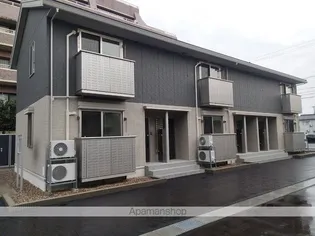 ALHAMBRA(アルハンブラ) UN(アン)【1階】の外観