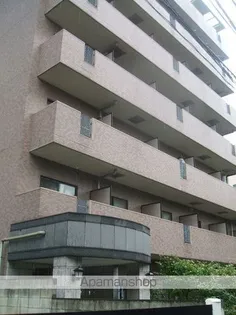 東京都新宿区新宿5丁目【マンション】の外観