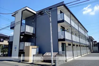 レオパレスラピス【1階】の外観