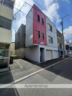 オーシャンカーマ【1階】の外観