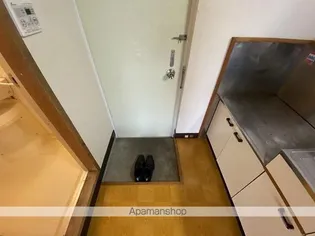 テラスリバーサイド【202号室】の玄関