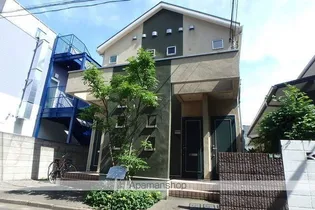 クレール駒澤【1階】の外観