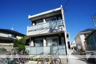 リブリ・ジェロ セヴォム【1階】の外観