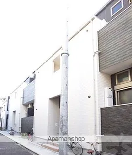 BLUE TOPAZ【2階】の外観