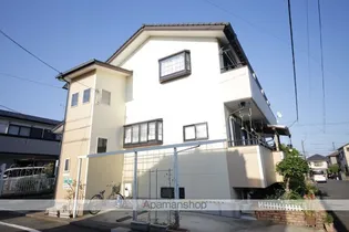 フラワープレイス【2階】の外観