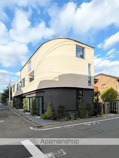 仙川アパートメント【1階】の外観