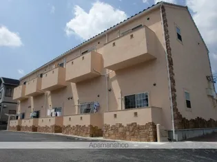 愛知県小牧市小松寺2丁目【アパート】の外観