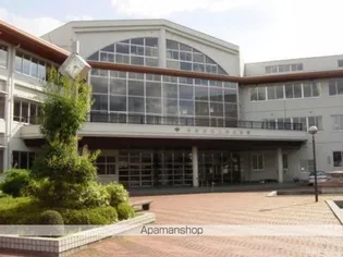 ヴィラクレストVI【1階】の周辺