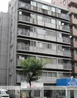 東京都新宿区住吉町【マンション】の外観