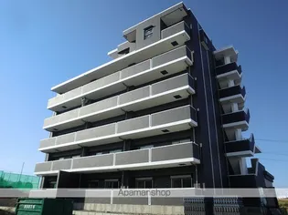 クラン モラの画像