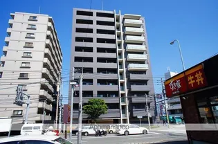 エステムプラザ博多駅南【3階】の外観