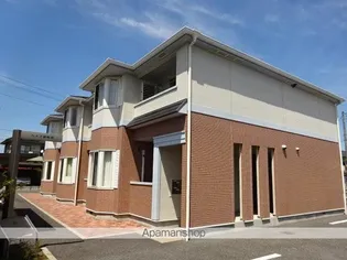 ハイツ御崎前【1階】の外観