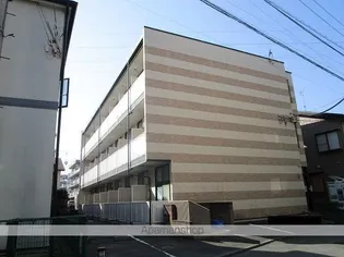 レオパレスノーブルコート久地【3階】の外観