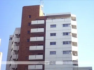 東京都新宿区上落合2丁目【マンション】の外観