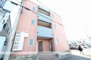 シャンブル木太【3階】の外観