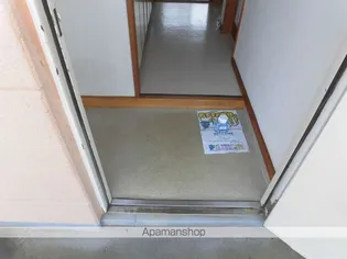 オーシャンITO【202号室】の玄関