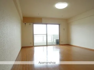 ヴェルモント・ルラーシュ【4階】の居間