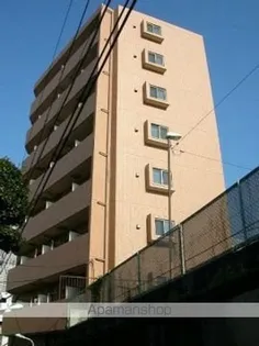 スカイコート代々木【6階】の外観