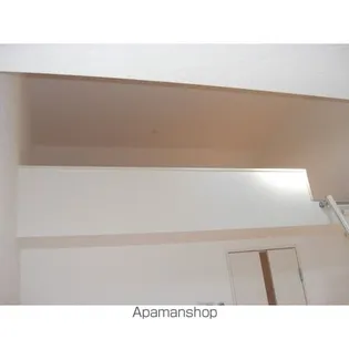 ヴァンベール宮町【2階】の内装