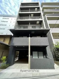 BARK LANE 新宿御苑前【2階】の外観