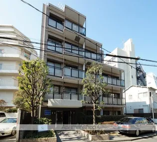 カスタリア新宿7丁目【4階】の外観