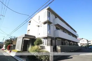 ルナマリア国立【1階】の外観