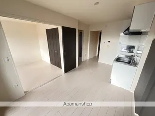 エイ・ティ テラス【202号室】の居間