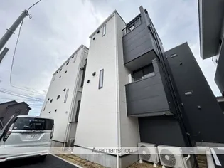 埼玉県春日部市小渕【アパート】の外観