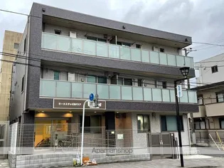 カーサ・イ・フィオーリ【203号室号室】の外観