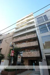 東京都新宿区四谷三栄町【マンション】の外観