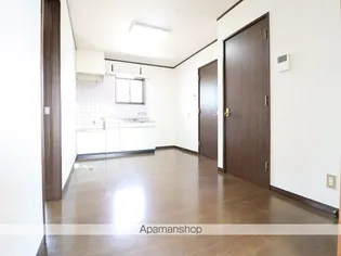 メゾン・フローラB【2階】の居間