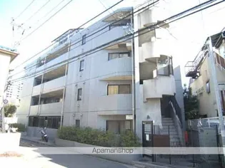 スカイコート新宿第3【2階】の外観