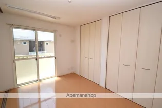 フルール・プリムヴェール D棟【2階】の内装