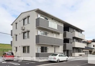 シャルマン上吉野【3階】の外観